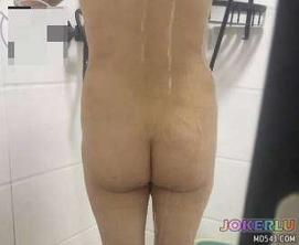  浴室操骚妈淫水鸡巴捅妈小嘴