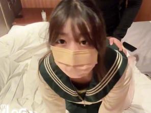  JK嫩妹口足穴侍奉 软软小芙 大象传媒