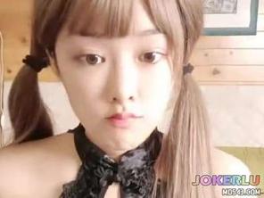  穿着旗袍直播被男友操 李娜娜