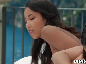 VIXEN2026-02-22华丽双姝廖与范妮莎激情三人行