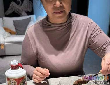  把老妈灌酒了终于完成了一次强奸最好老妈被我干沦陷