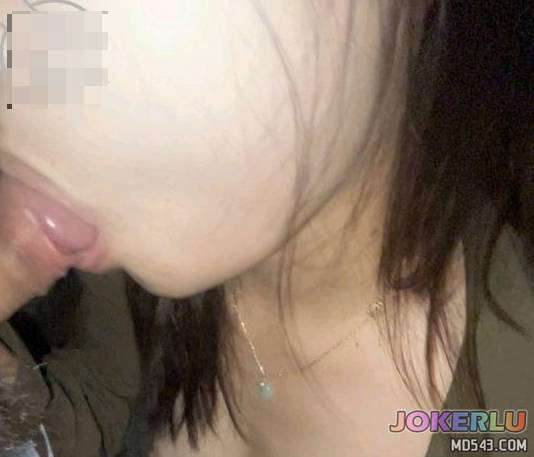  带黑丝表妹去看日出手撕丝海边车震喷水表妹